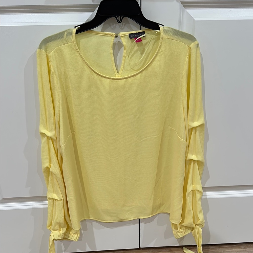 Vince Camuto Light Yellow Sheer Blouse L